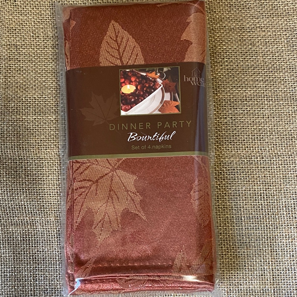 Leaf Pattern Napkins - Set of 4, Elegant Red